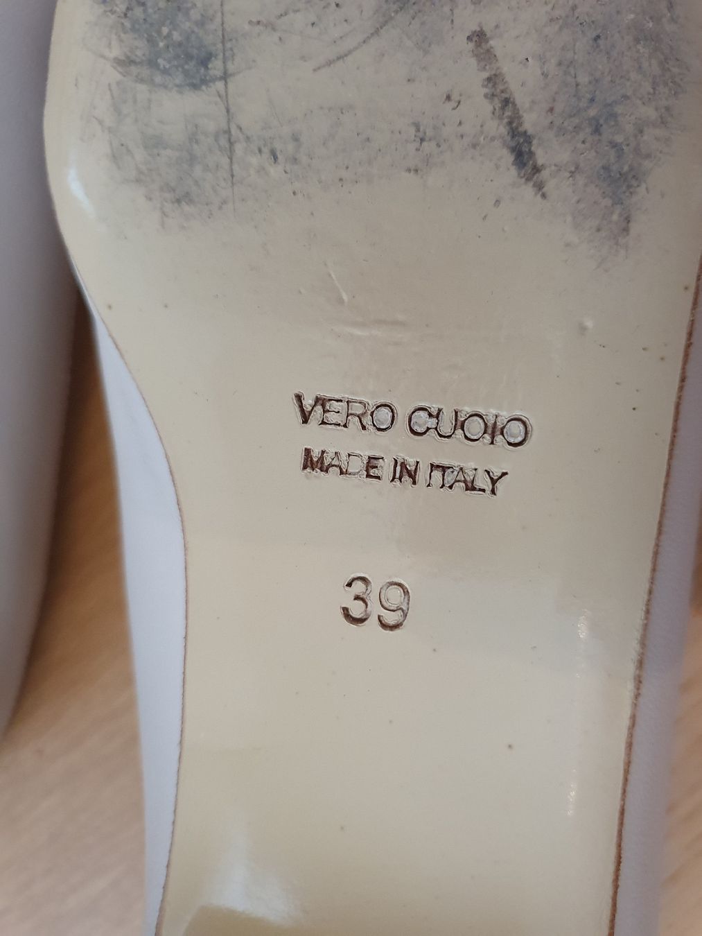 Damenschuhe: Lederballerina beige Grösse 39 – Neu (gemäss Beschreibung) aus Wettingen von __Dom__ 4