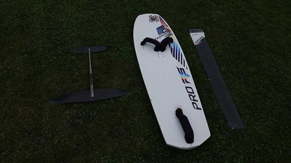 Aquilone: kitefoil setup complet planche et foil carbone – Usato da montreux venduto da Alexwagner 1