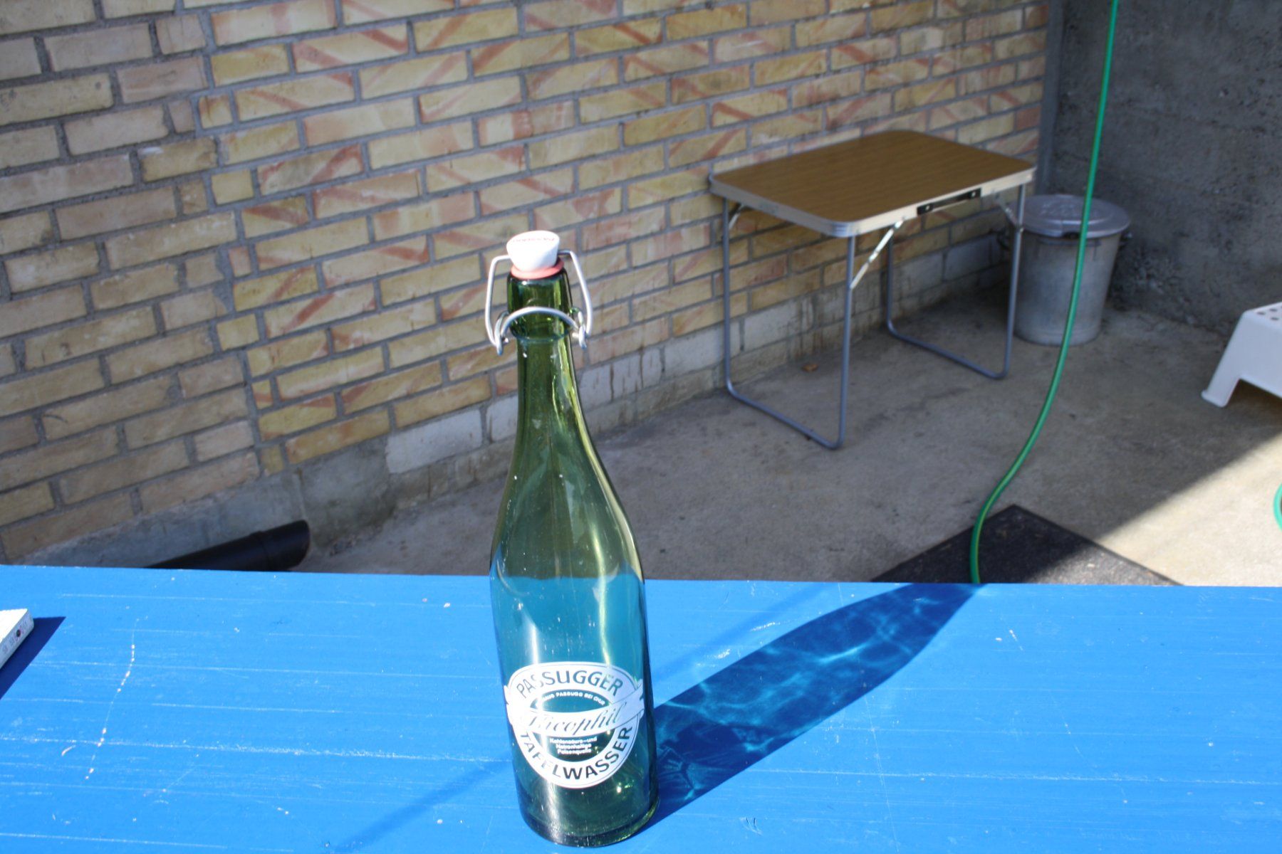 Verres, cruches & bouteilles: PASSUGGER BÜGELFLASCHE – D'occasion à Wauwil par Pneuedy 2
