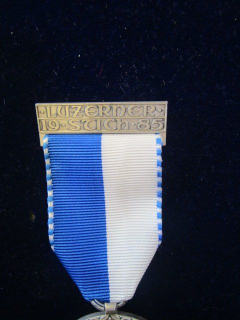 Medaglie: Luzerner Stich 1985 emailliertes Gemeindewappen Luthern – Nuovo (secondo la descrizione) da Luzern venduto da Horoskop1 2