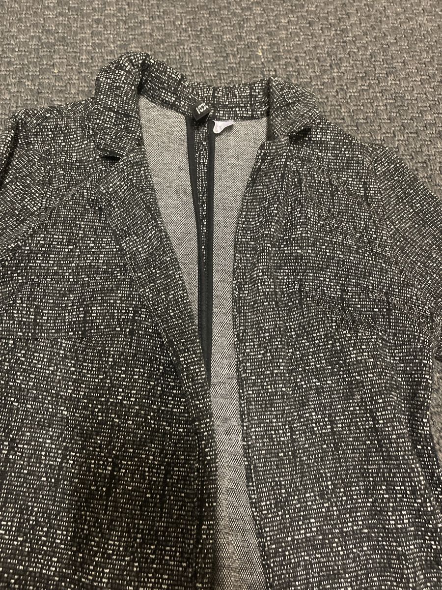 H&M Giacche: Divided Hängerjacke gr 32/xs/s – Usato da Bad Zurzach venduto da Cuore34 1