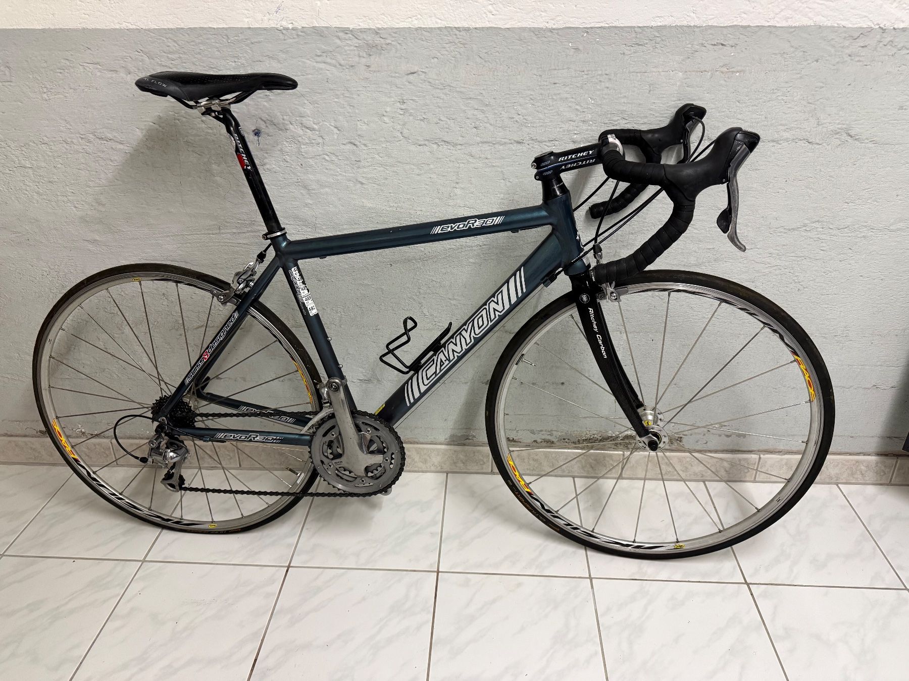 Canyon Biciclette: Rennrad Canyon evoR30 – Usato da Winterthur venduto da lar_pkk9