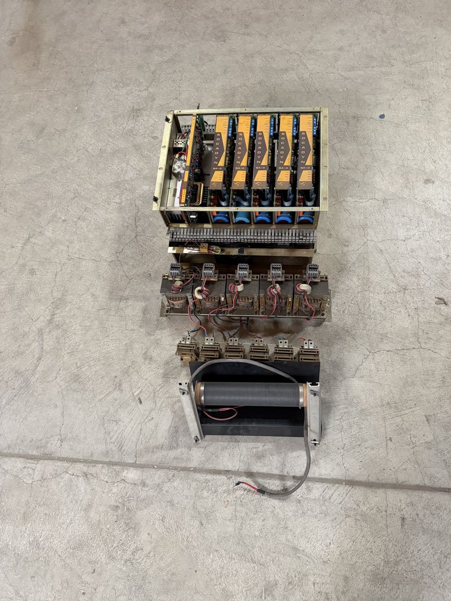 Elektronikbauteile: Servoendstufe mit Drosseln und Bremswiderstand – Defekt aus Sirnach von Deruhrmacher 3