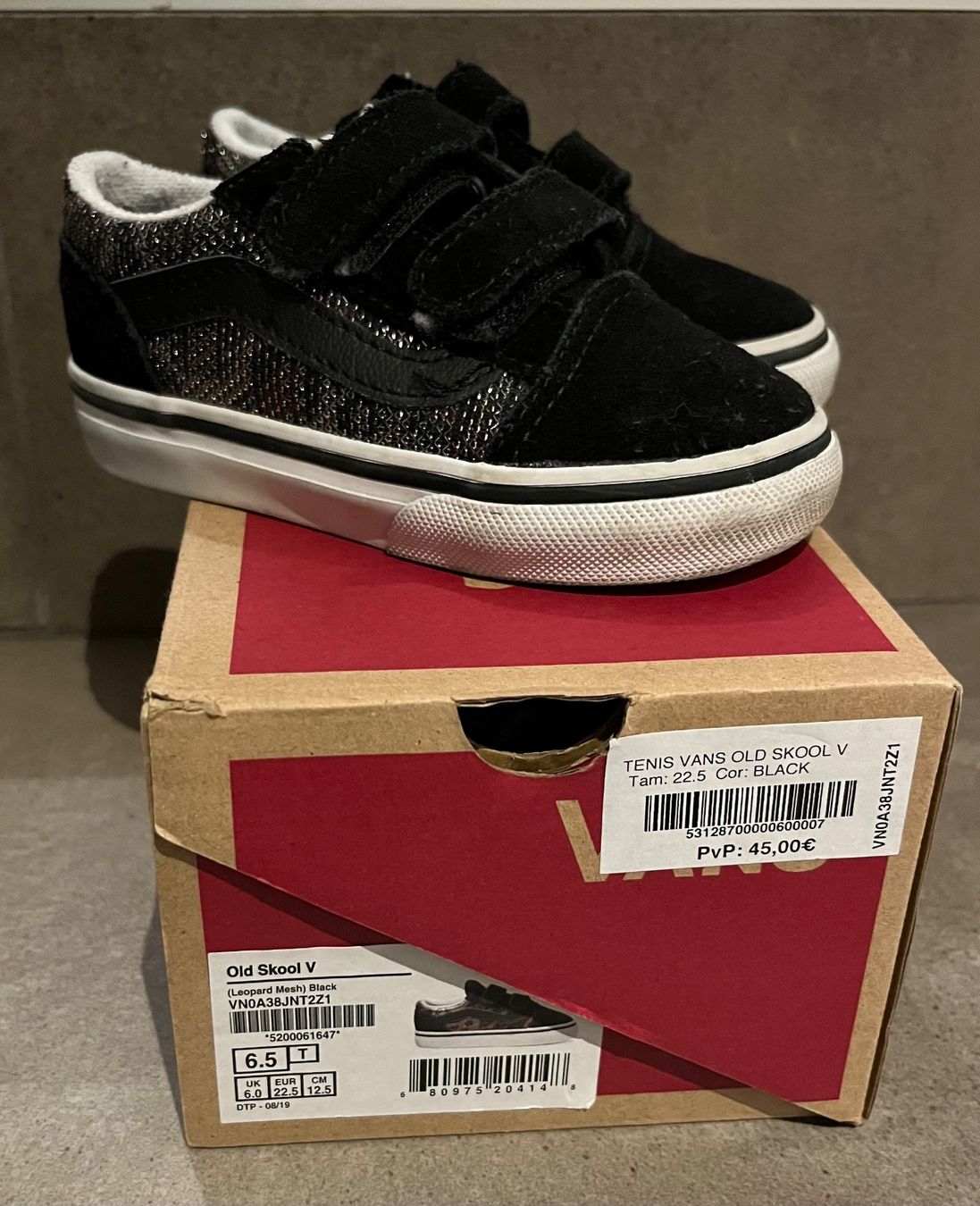 Vans Chaussures garçon: Vans Old Skool - Taille 22.5 – D'occasion à Villaz-St-Pierre par pepe86