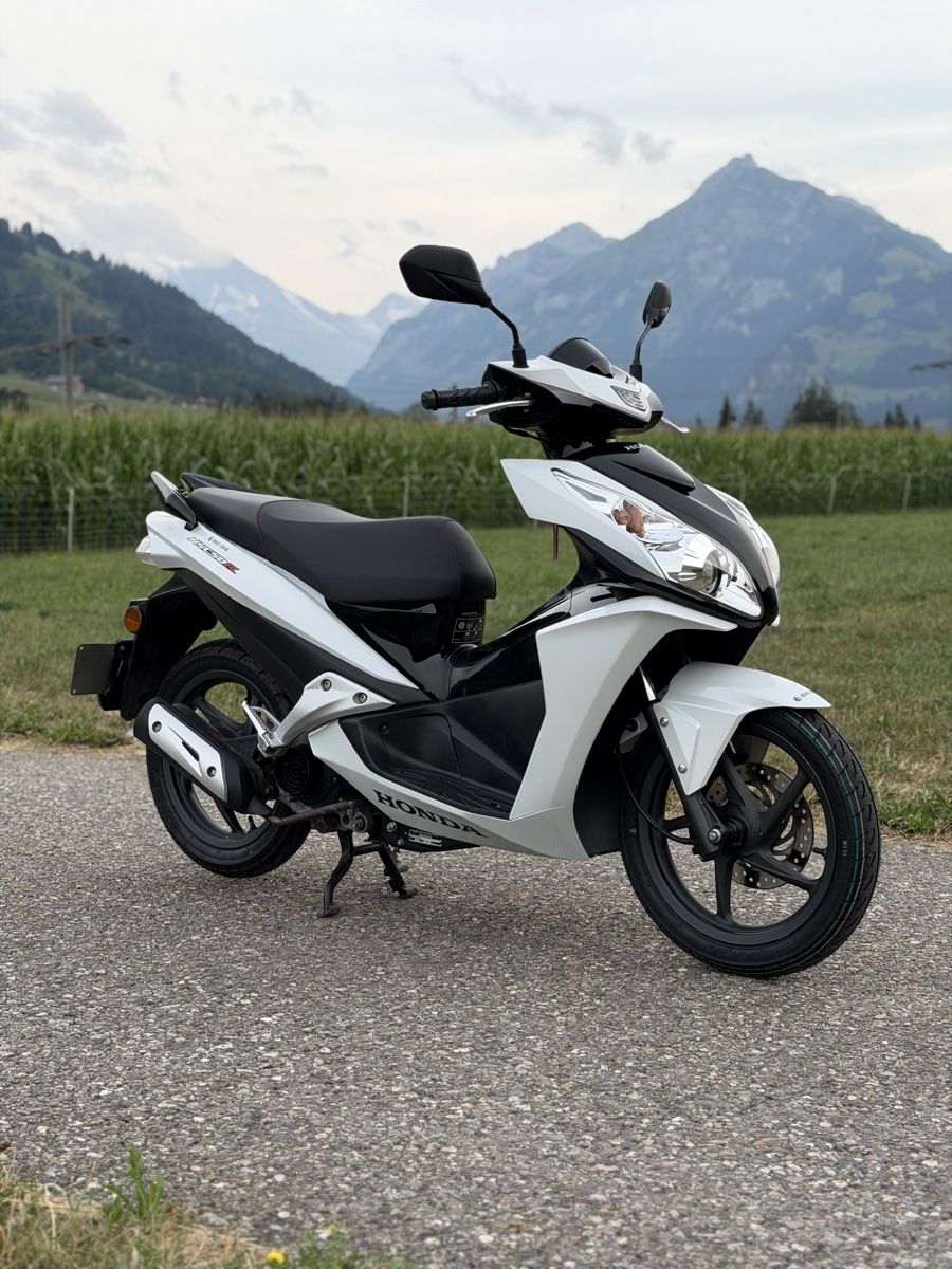 Honda Scooter: Honda NSC50 T2 Roller – Usato da Wengi b. Frutigen venduto da Mxrmet 8