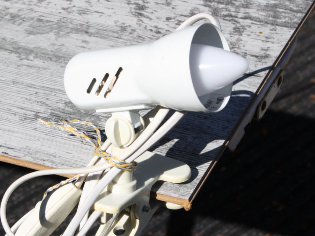 Lampade: KLEMMLAMPE LAMPE LUMESS KLEIN E14 – Usato da Wauwil venduto da Pneuedy
