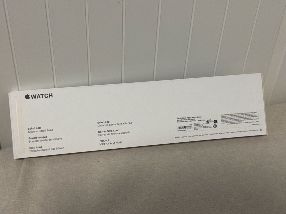 Apple Armbänder & -reifen: Apple Watch Solo Loop Silicone Band Midnight Size 1  – Gebraucht aus GENEVE von Sing-a-thip 1