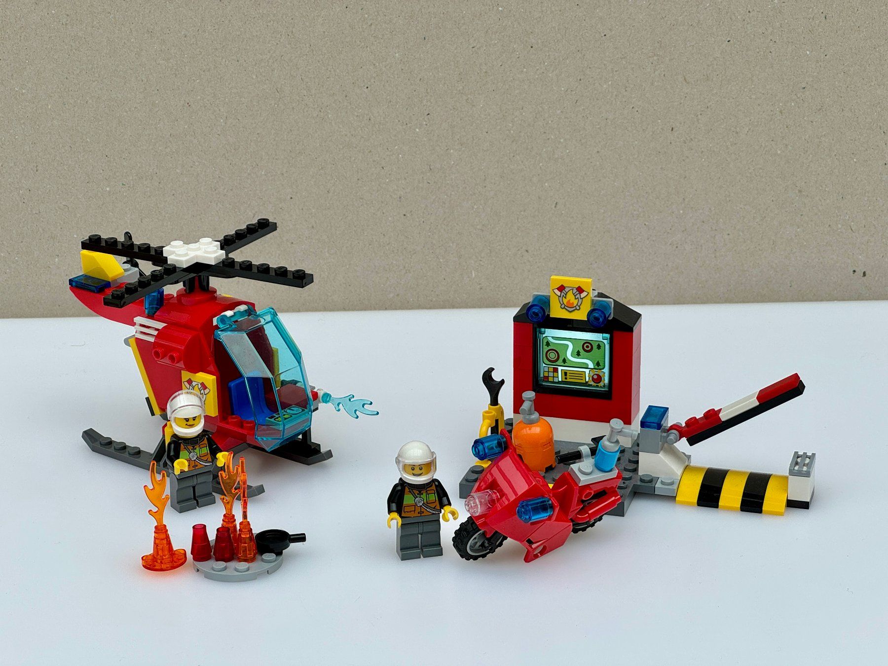 Lego Kit di costruzioni: Lego 10685 Feuerwehr – Nuovo (secondo la descrizione) da Frauenfeld venduto da ufu_7bdg