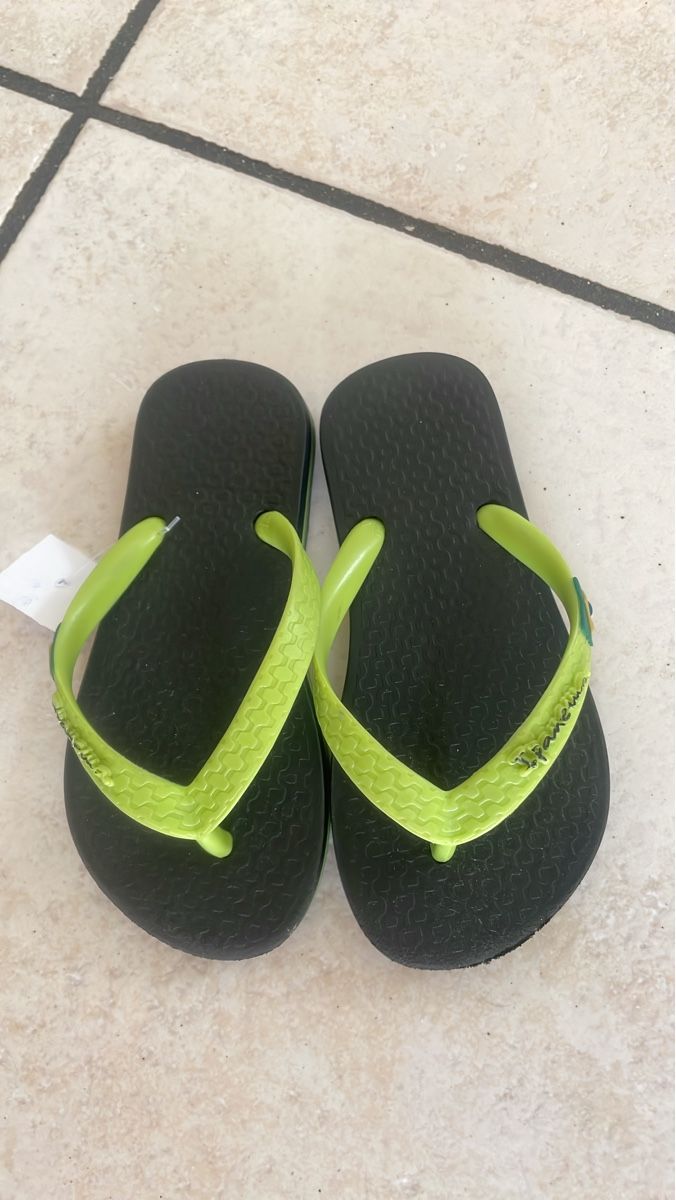 Ipanema Scarpe per ragazzi: Ipanema Flip Flops Gr.25, neuwertig – Nuovo (secondo la descrizione) da Obergerlafingen venduto da cabo4