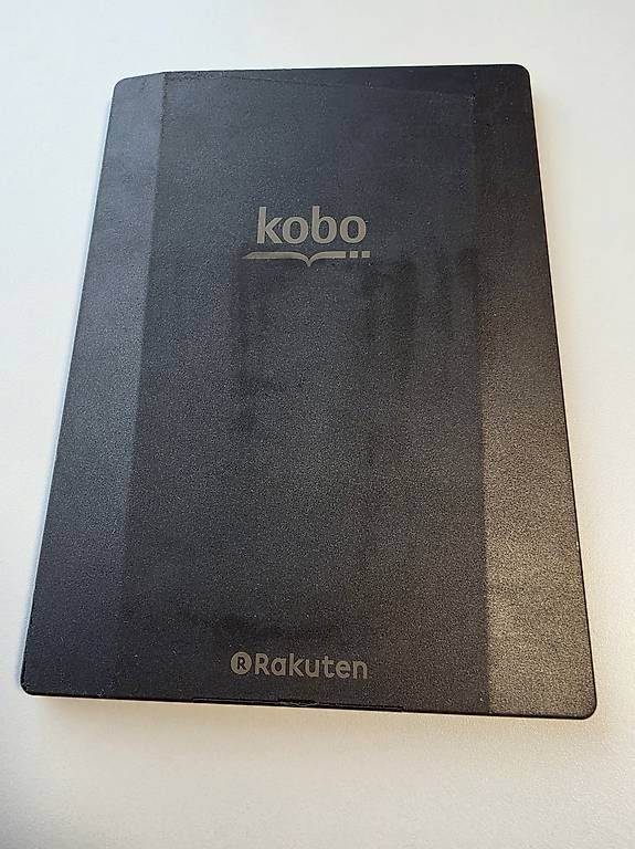 Tablettes PC: Kobo Aura H2O E-Reader (6.8", Beleuchtung, MicroSD) – D'occasion à Zürich par hyroxer 1