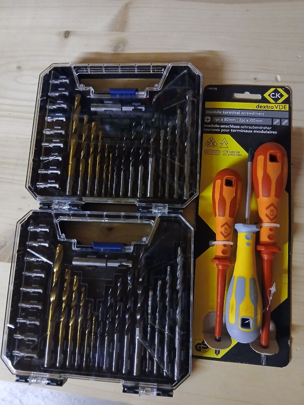 Tutti gli attrezzi: Bohrer & Bit Set + Schraubenzieher – Nuovo e nell'imballaggio originale da Ebnat-Kappel venduto da Audi_05