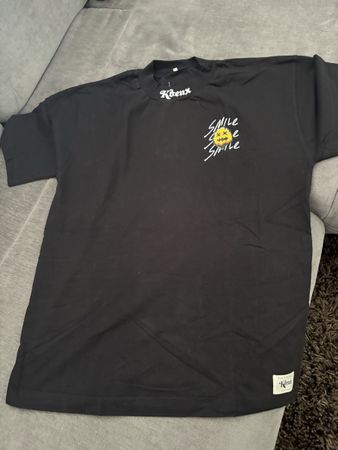 T-Shirt schwarz Kdeaux Grösse L mit Aufdruck guter Zustand
