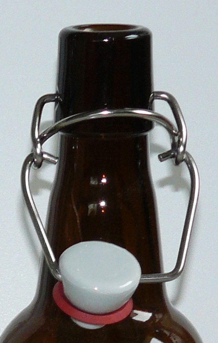 Bicchieri, Caraffe & Bottiglie: Bierflasche Kornhaus Bräu – Usato da Hombrechtikon venduto da Luetzelsee 2