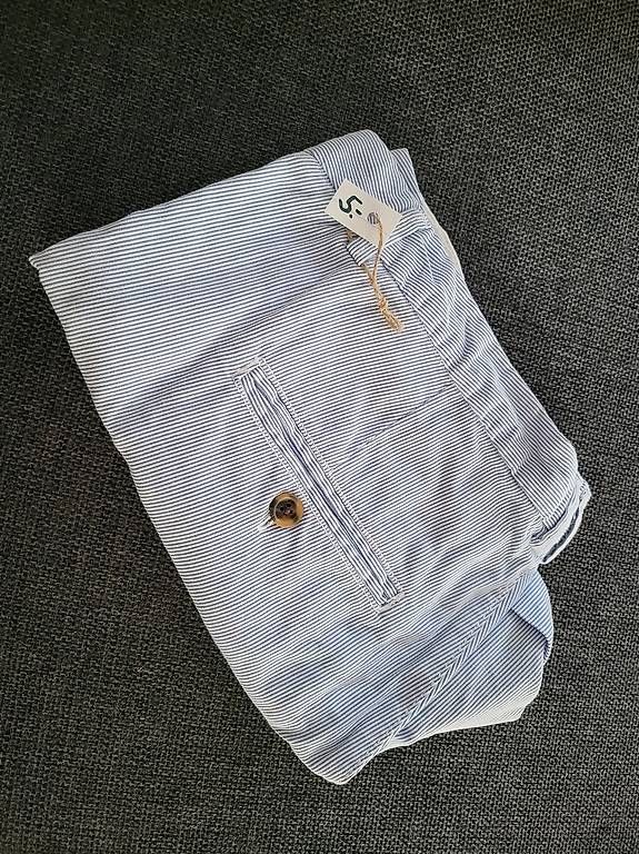 Pantaloni: Short femme – Usato da Ecuvillens venduto da loloall