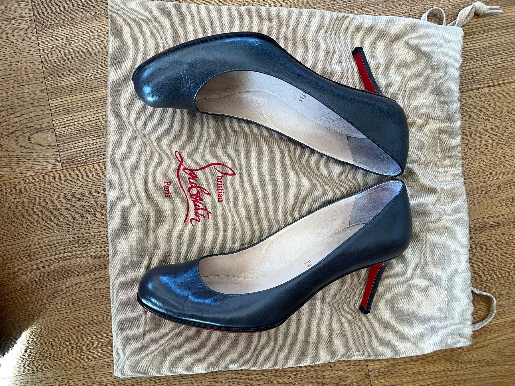 Christian Louboutin Scarpe da donna: Escarpins Louboutin cuir gris T38 – Usato da Blonay venduto da Oldboltoni 2