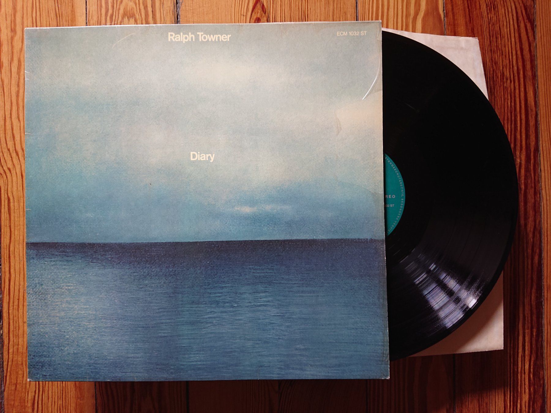 Dischi in vinile: RALPH TOWNER - Diary (LP, 1974) – Usato da Genève venduto da othhei