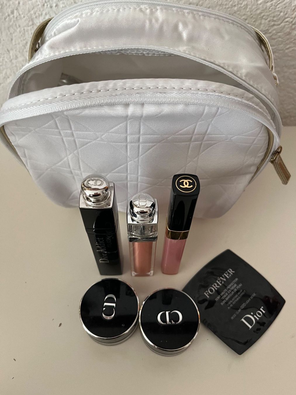 Chanel Maquillage: Chanel & Dior Make  up mit Täschchen – Neuf (Voir description) à Kirchleerau par Dalmi220 2
