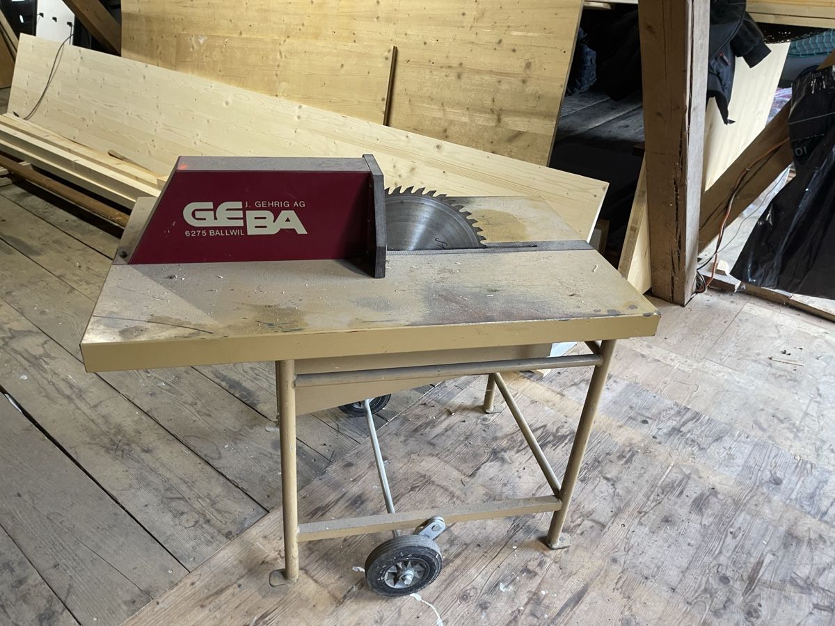 Geba Scies: GEBA Brennholzfräse  – D'occasion à Wangen SZ par freedom83