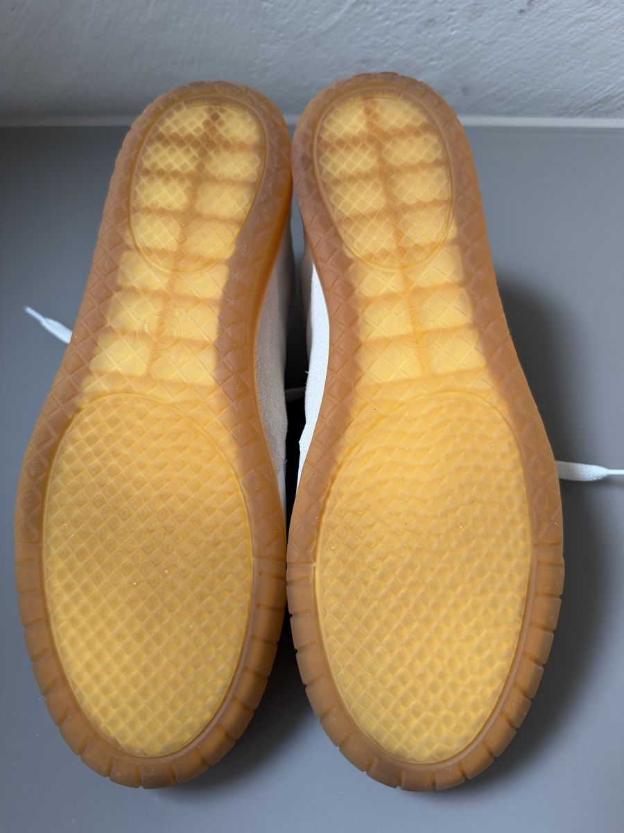 Chanel Scarpe da donna: Chanel White Trainers – Nuovo (secondo la descrizione) da Martigny venduto da Fashion_Mania 6