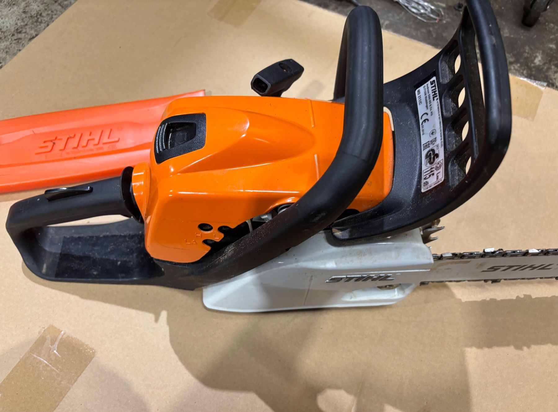 Stihl Seghe: Kettensäge Stihl MS 211/C – Usato da Grono venduto da Alpina6537 2