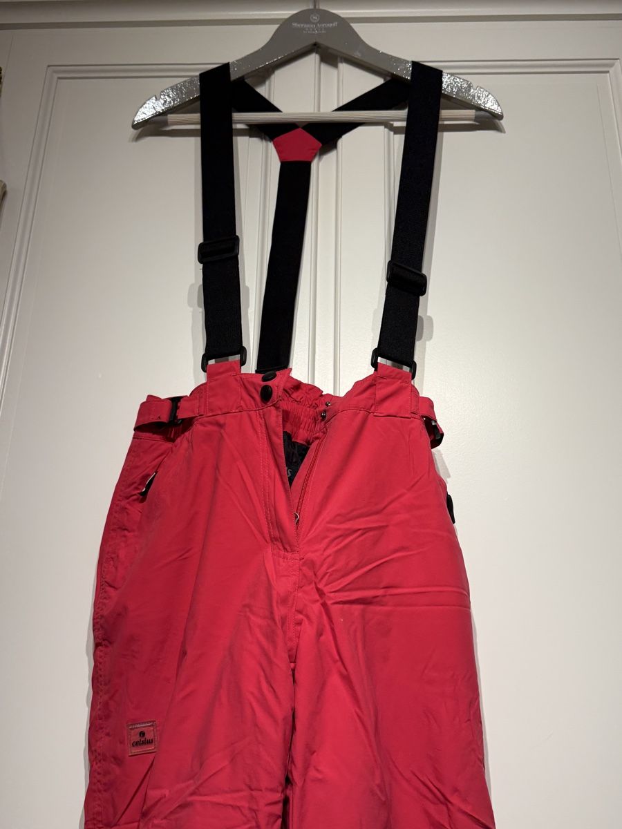 Hosen: Rote Skihose, Celsius, Grösse 152, ab 1 CHF – Gebraucht aus Bottmingen von mat_77yv 2