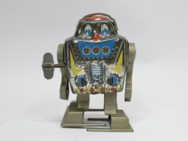 Kleiner Antiker Roboter zum aufziehen