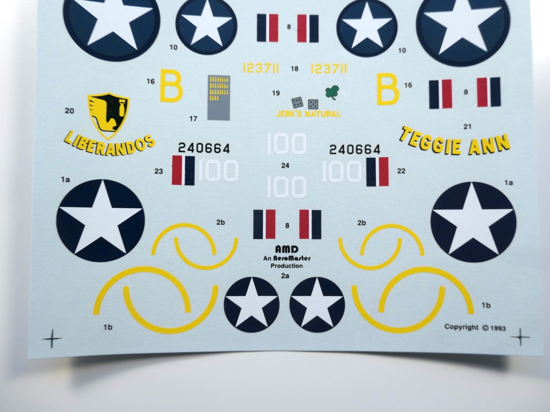 Kit di modellismo & Modellini statici: 1/72 B-24D Liberator Libya Mission 1943 - 4 Versionen Decals – Usato da Bassersdorf venduto da F-104fan 3