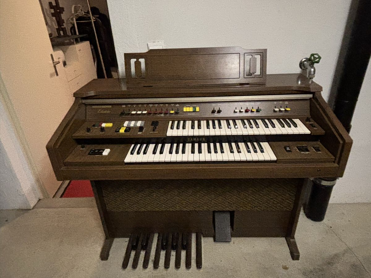 Yamaha Strumenti musicali: YAMAHA Hamond Orgel – Usato da Winterthur venduto da Avalon65