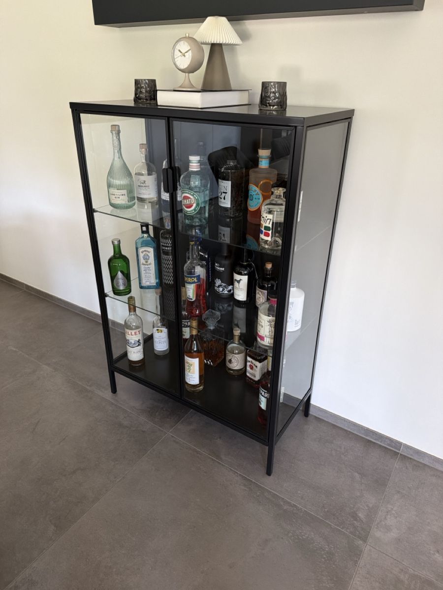 Ikea Vitrines: Sideboard / Vitrine – D'occasion à Berneck par Mau9704