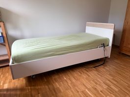 Pflegebett Comfort EMBRU, inkl. Matratze, fast neu!