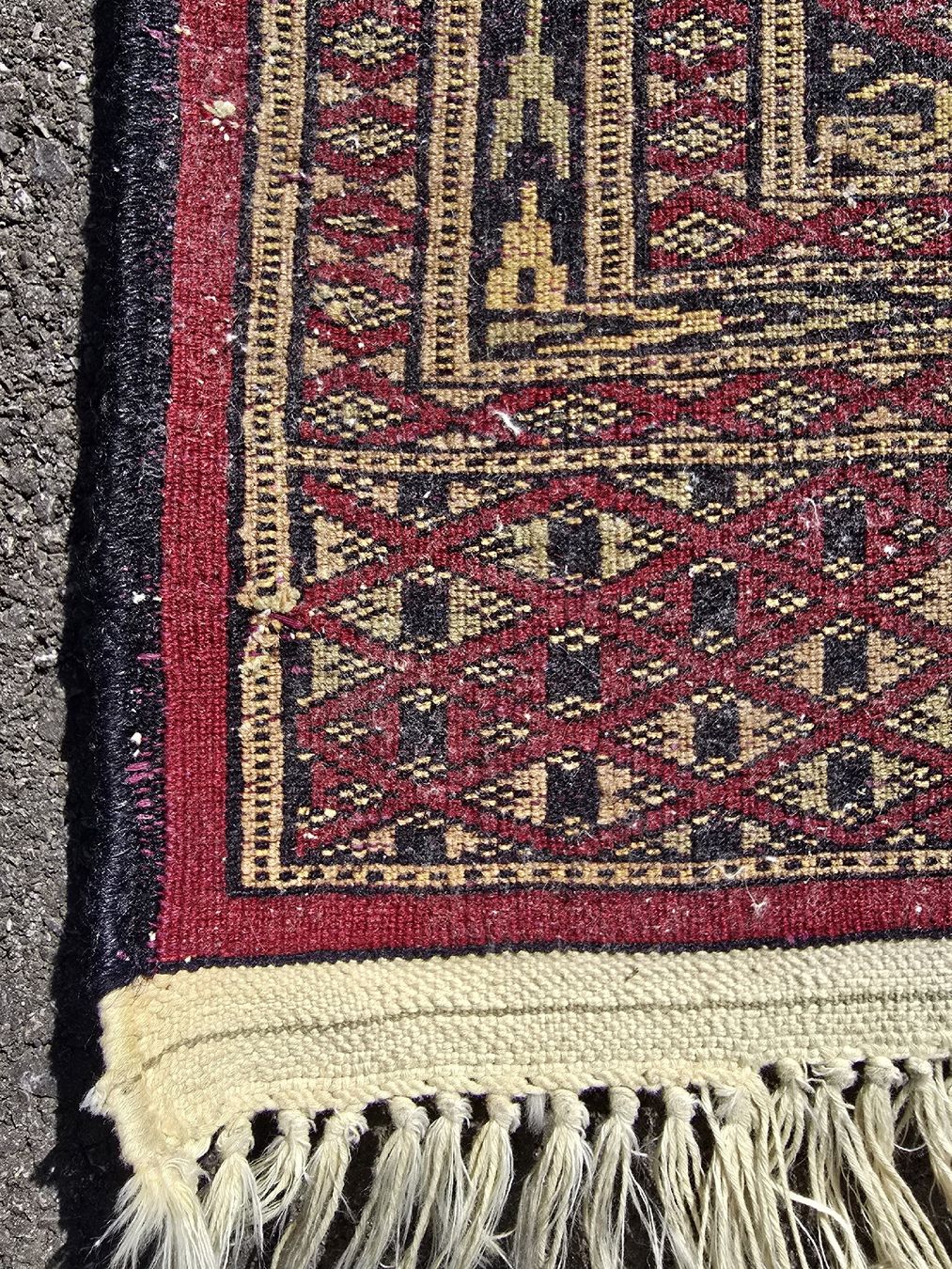Tappeti: Teppich Seide Kelim rot/beige/schwarz gemustert mit Fransen – Usato da Chur venduto da jasi18 3
