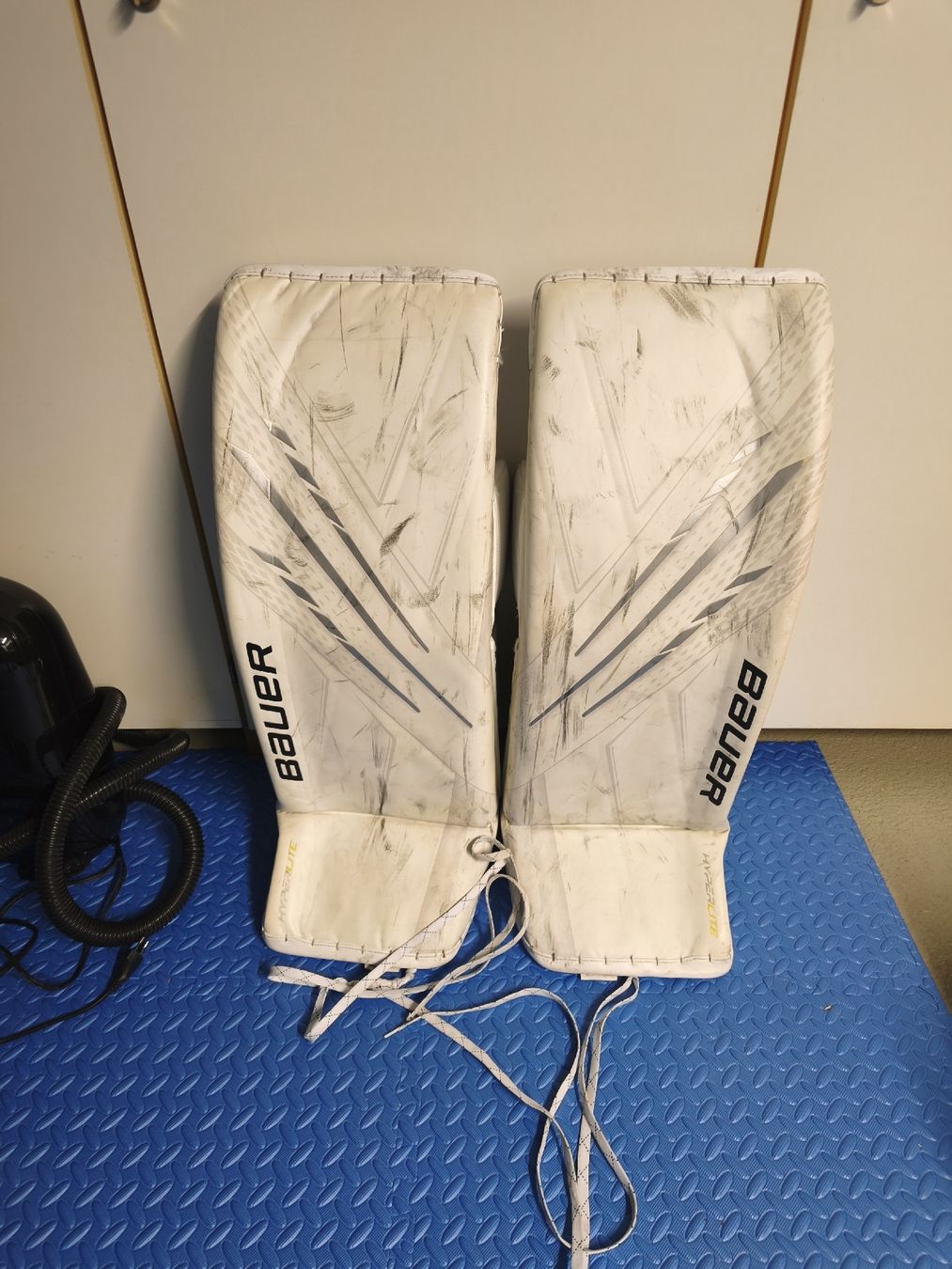 Bauer Schutz & Schoner: bauer goalie set zu verkaufen – Gebraucht aus Brunegg von Crazyhazy