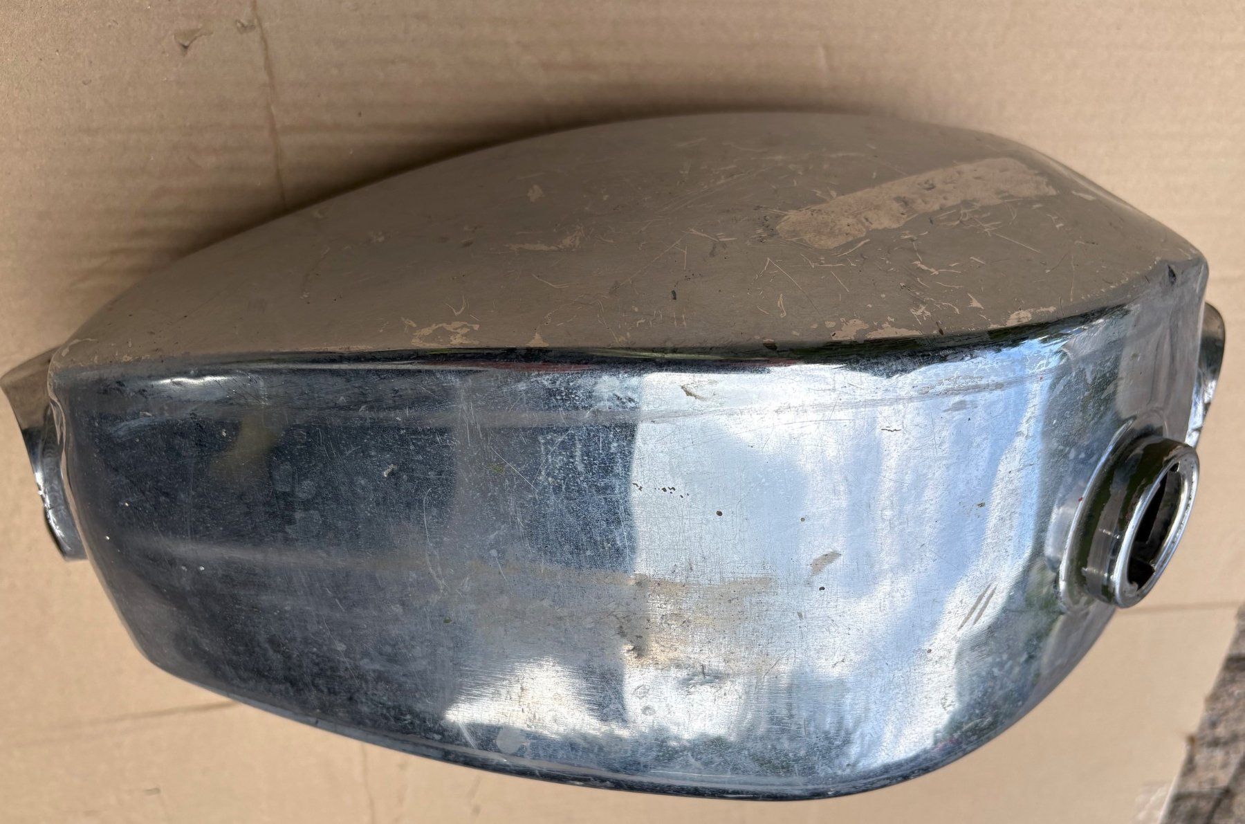 Autres accessoires p. véhicule: Tank Rixe – D'occasion à Bäretswil par Geryk 2