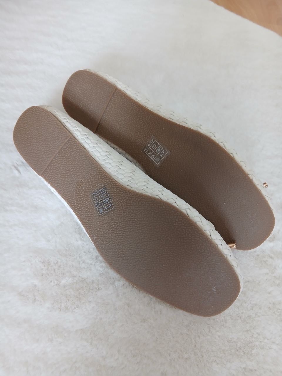 Scarpe da donna: Schuhe – Nuovo (secondo la descrizione) da Bern venduto da ViksiBash 2