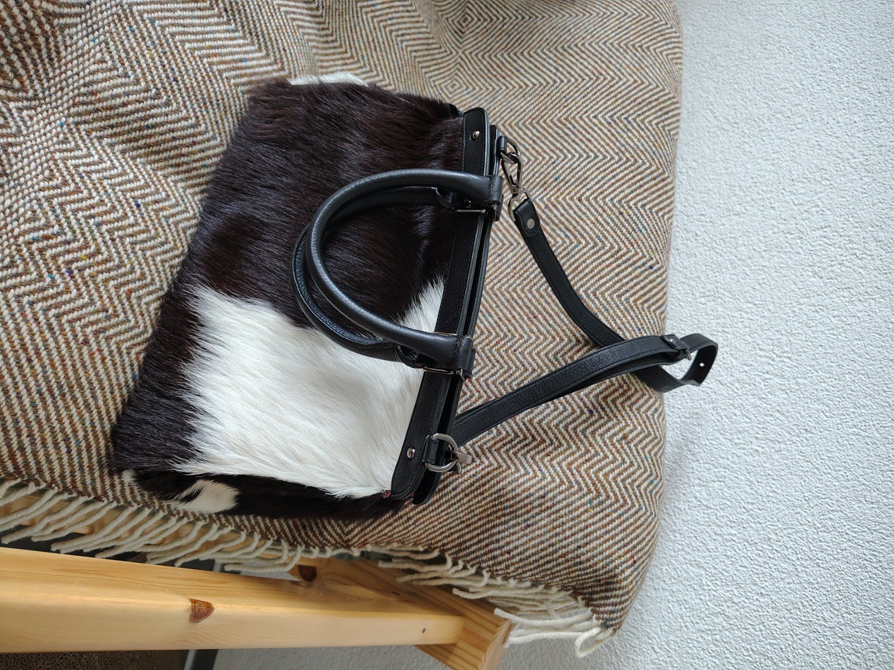Borse da donna: Kuhfelltasche wie neu von correct – Nuovo (secondo la descrizione) da Gelterfingen venduto da biete123 1