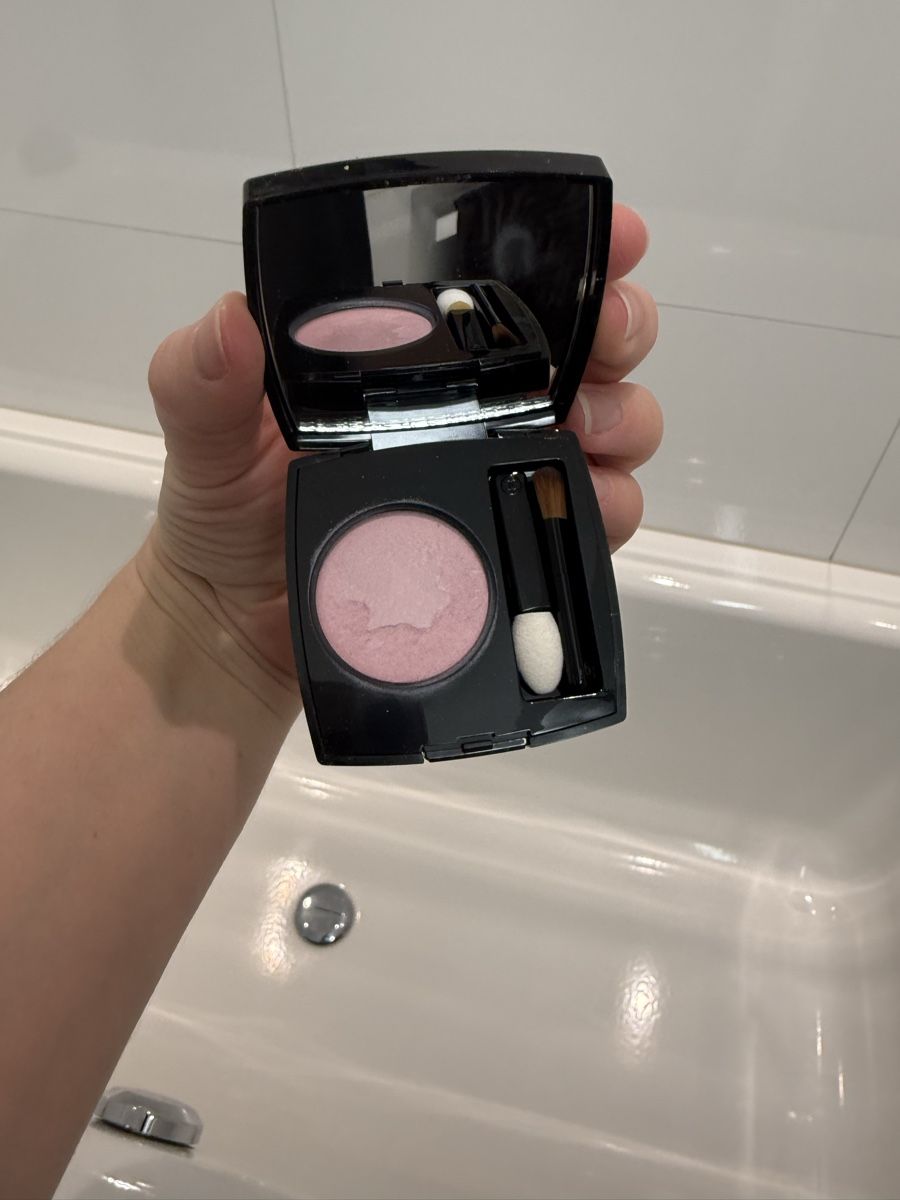 Chanel Maquillage: Chanel Lidschatten rosa – D'occasion à Zug par sschnide92
