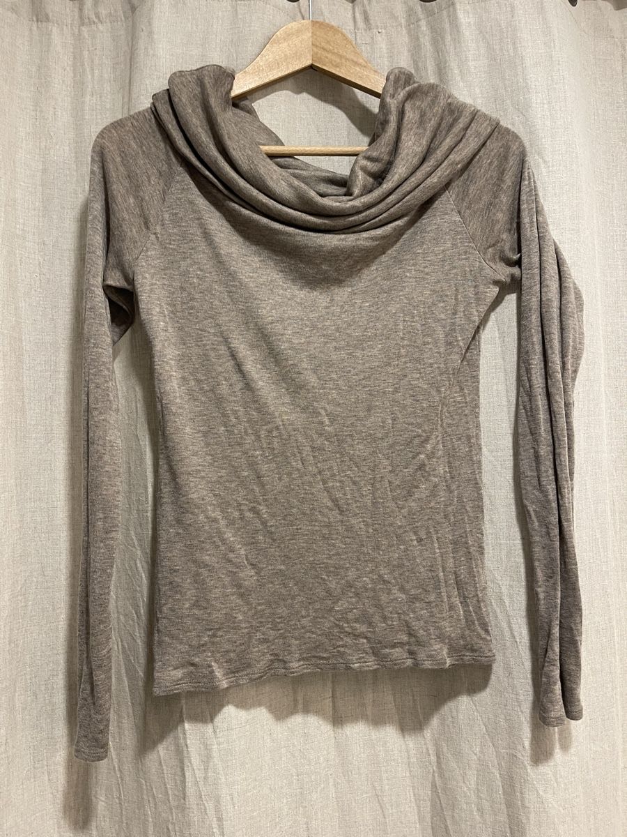 Massimo Dutti T-shirt: Massimo Dutti Pullover Gr.M Kaschmir-Mix beige Versand 9.- – Nuovo (secondo la descrizione) da Meilen venduto da ana9 2