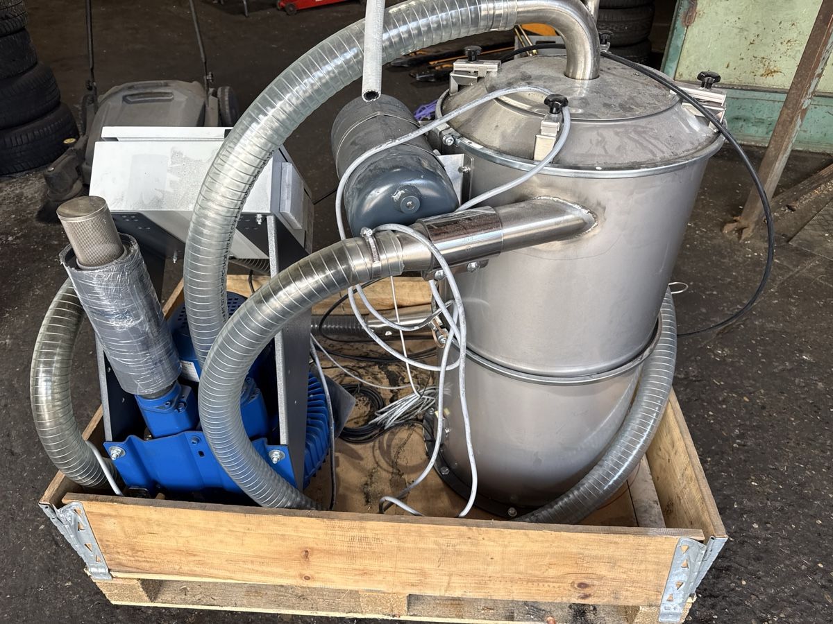 Tutte le macchine: Labotek power in plastics  – Usato da Düdingen venduto da dan_k78h 4