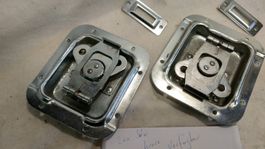 2Stk. Overlatchverschlüsse (x878)