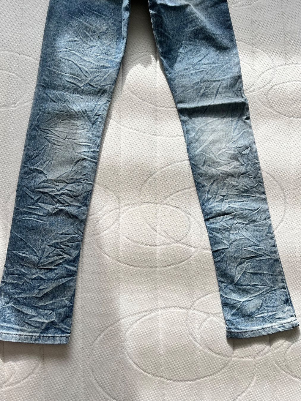 Guess Jeans: Neue Guess Jeans – Nuovo (secondo la descrizione) da Zürich venduto da Cdefinitiv 7