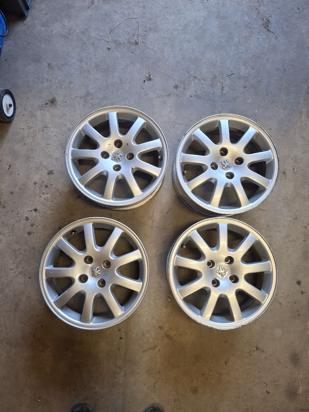Peugeot Jantes: Jantes Ouragan – D'occasion à Prêles par 309_16V