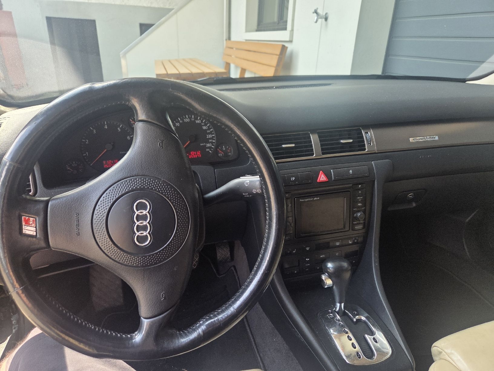Audi Autos: Audi A6 Avant Quattro V8 4.2  – D'occasion à Wolfwil par san_7xhb 4