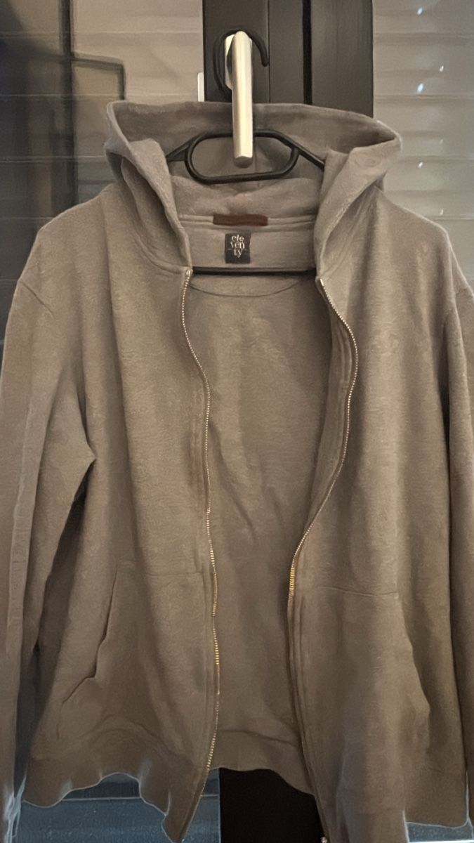 Eleventy Maglioni & Felpe: Eleventy Zip-up Hoodie – Usato da Herrliberg venduto da ResellerZH 1