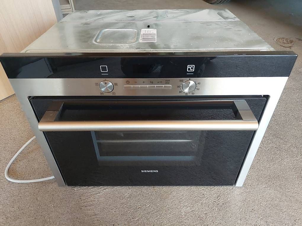 Siemens Elettrodomestici da cucina: Siemens Dampfgarer HB24D552C  Einbau-Steamer – Usato da Matzingen venduto da Spongetop