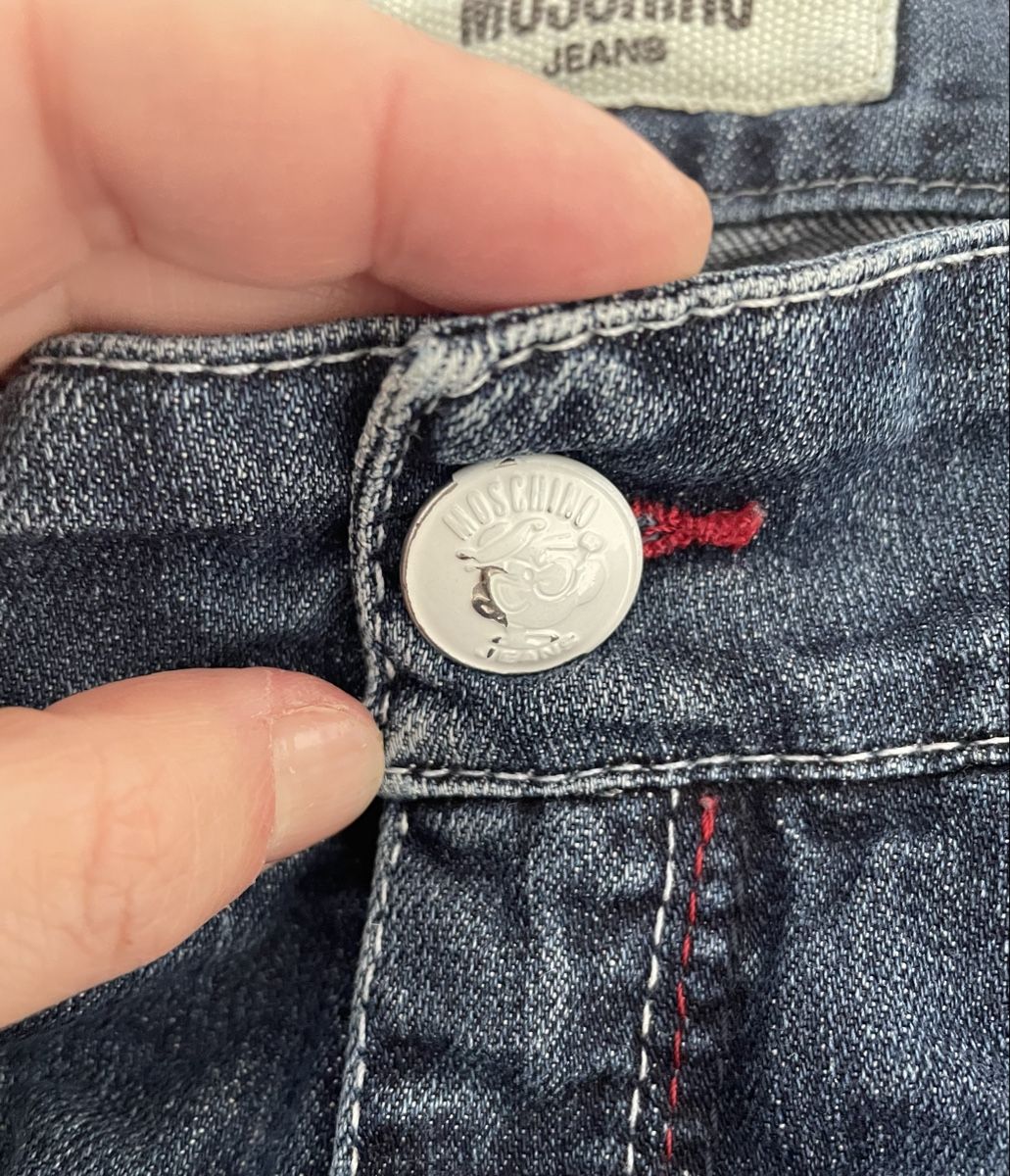 Moschino Jeans: Moschino Jeans, Blue Denim, Red Stitching, Gr 28 – Nuovo (secondo la descrizione) da Oberwil BL venduto da Stellochkas 5