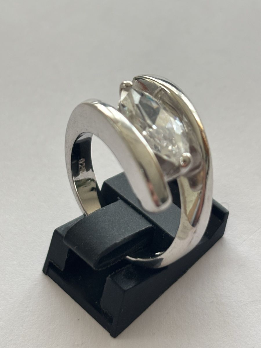 Anelli: Silberring 925 mit Zirkonia Stein – Usato da Langnau am Albis venduto da flusspflege 3