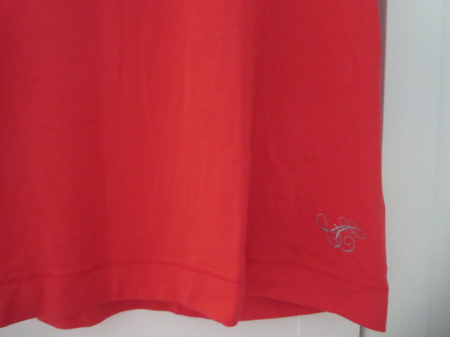 T-Shirts: 2 Ärmellose Damen Shirts /Gr. 42 – Gebraucht aus Wallisellen von Arvenstube 3