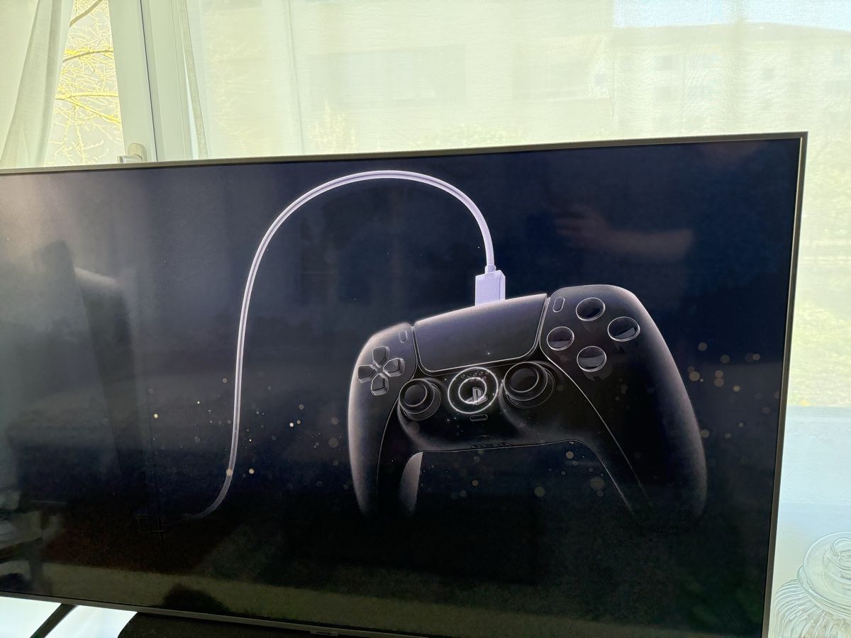 Sony Konsolen: PS5 Slim 1TB (nur 4 Monate, kaum benutzt) + viel Zubehör  – Neu (gemäss Beschreibung) aus Lyss von aid_blg5 8
