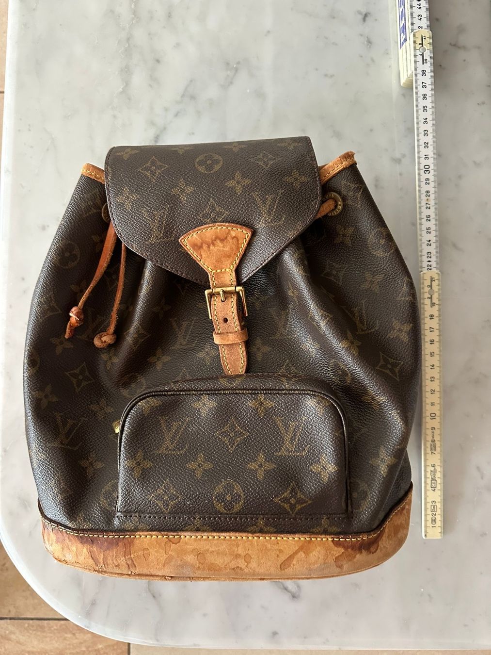 Louis Vuitton Zaini: Louis Vuitton Rucksack – Difettoso da Volketswil venduto da casertana