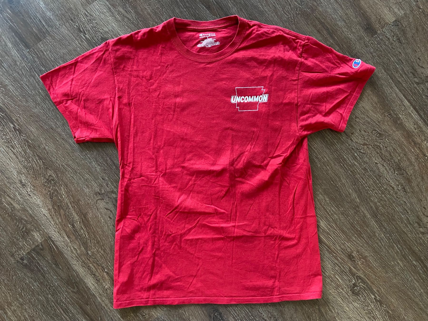 Champion T-shirt: Arkansas Razorbacks NCAA T-Shirt Gr. L – Usato da Muttenz venduto da bargain_hunter